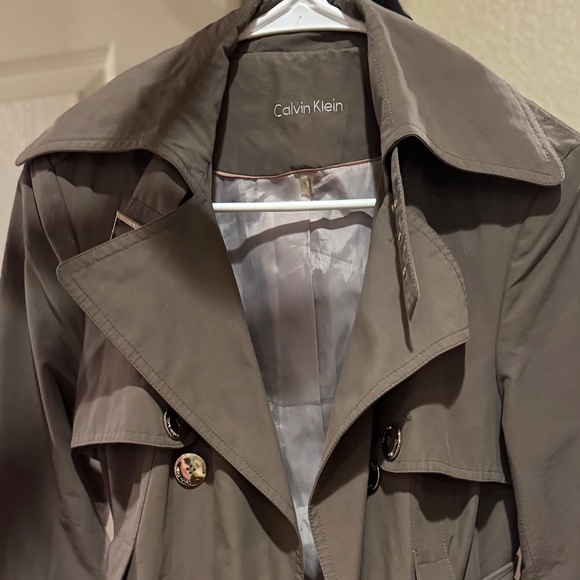 Grey/Taupe Belted Calvin Klein Trench Coat - Picture 4 of 6